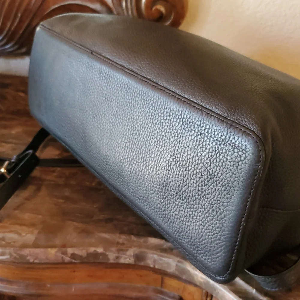 Mark & Graham Leather Caroline Travel Bag